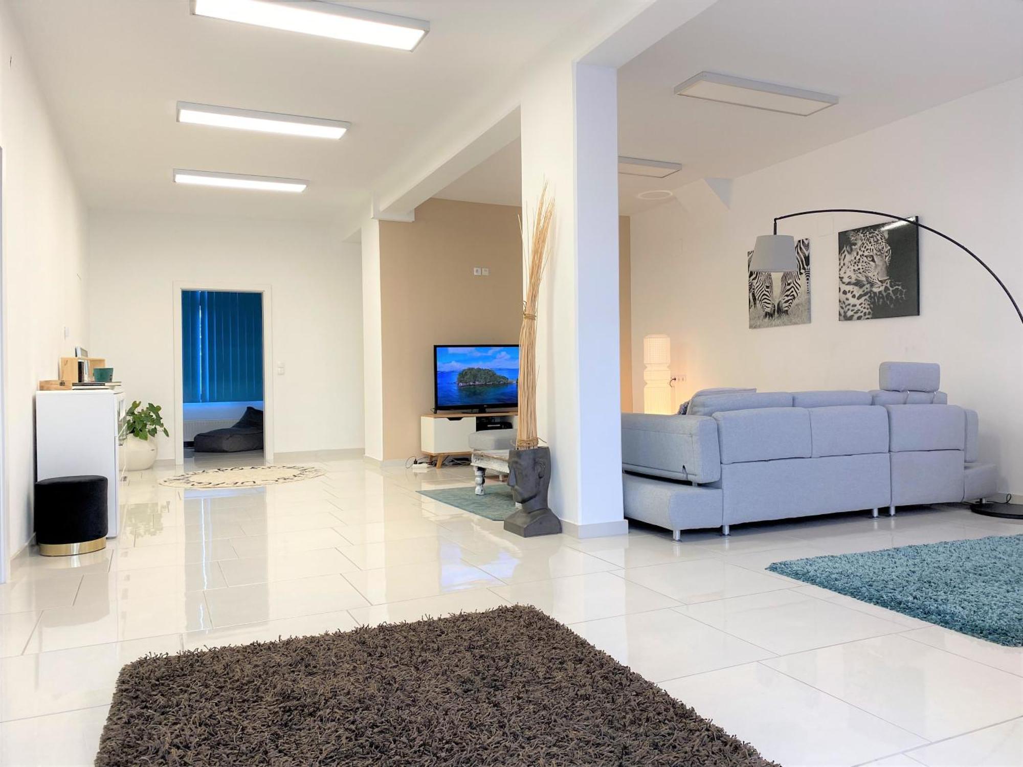 Stadtsuite Mit Sauna In Wiener Neustadt 135 M2 Esterno foto