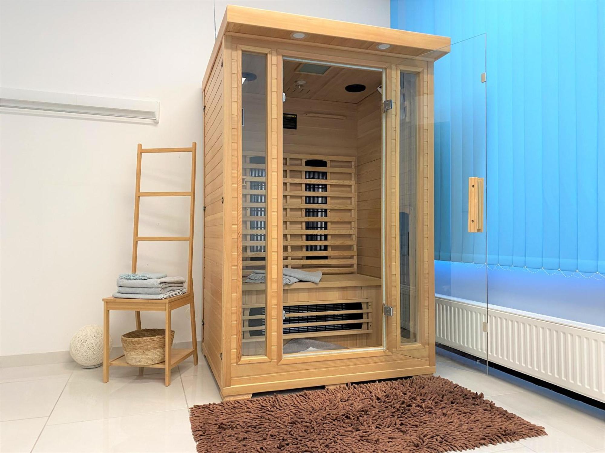 Stadtsuite Mit Sauna In Wiener Neustadt 135 M2 Esterno foto