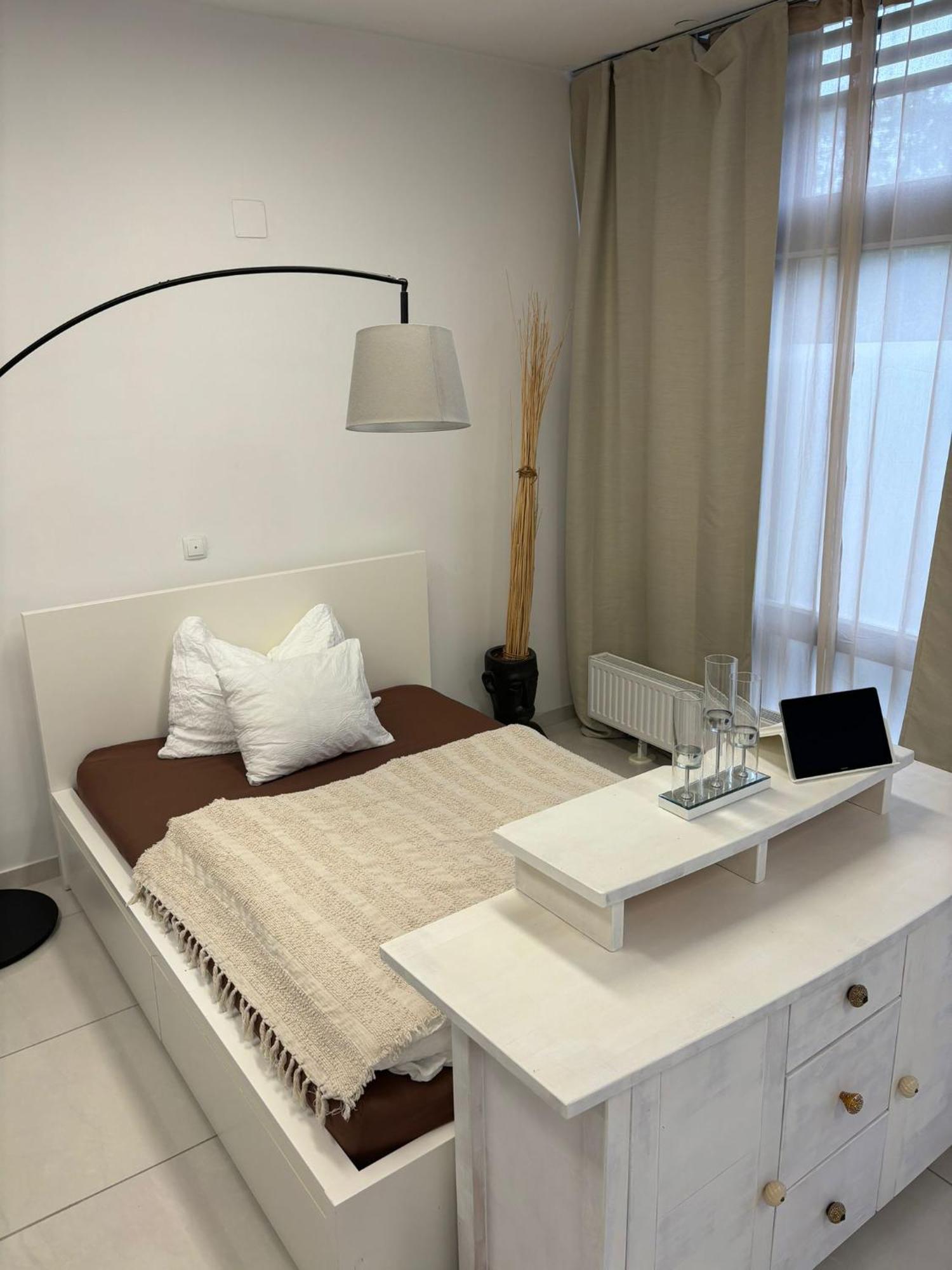 Stadtsuite Mit Sauna In Wiener Neustadt 135 M2 Esterno foto