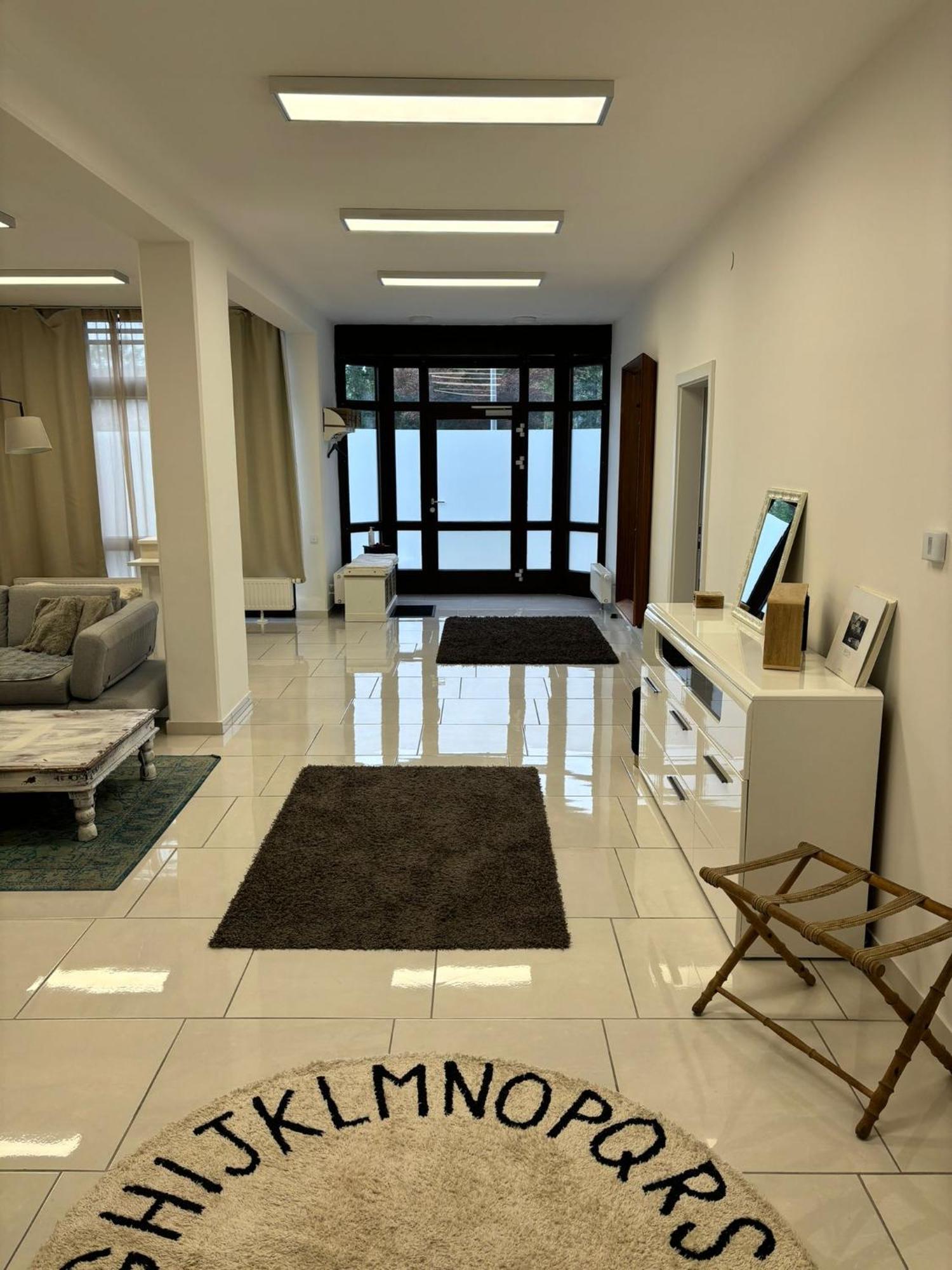 Stadtsuite Mit Sauna In Wiener Neustadt 135 M2 Esterno foto